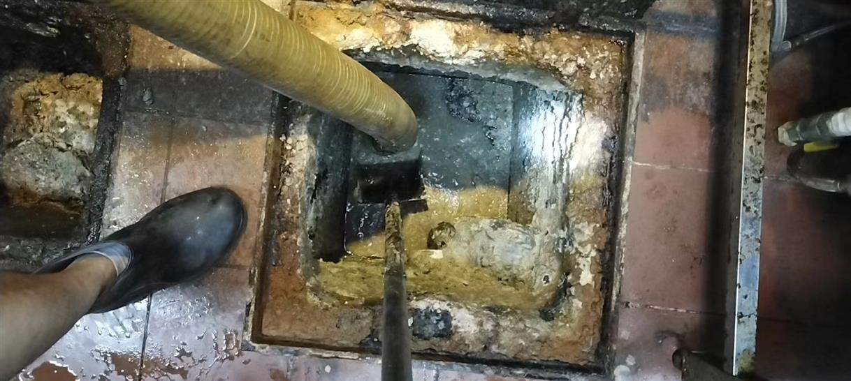 施秉化油池清理-污水池清掏